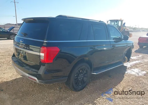 2023 Ford Expedition Xlt z USA, uszkodzony, nr VIN 1FMJU1H86PEA45929